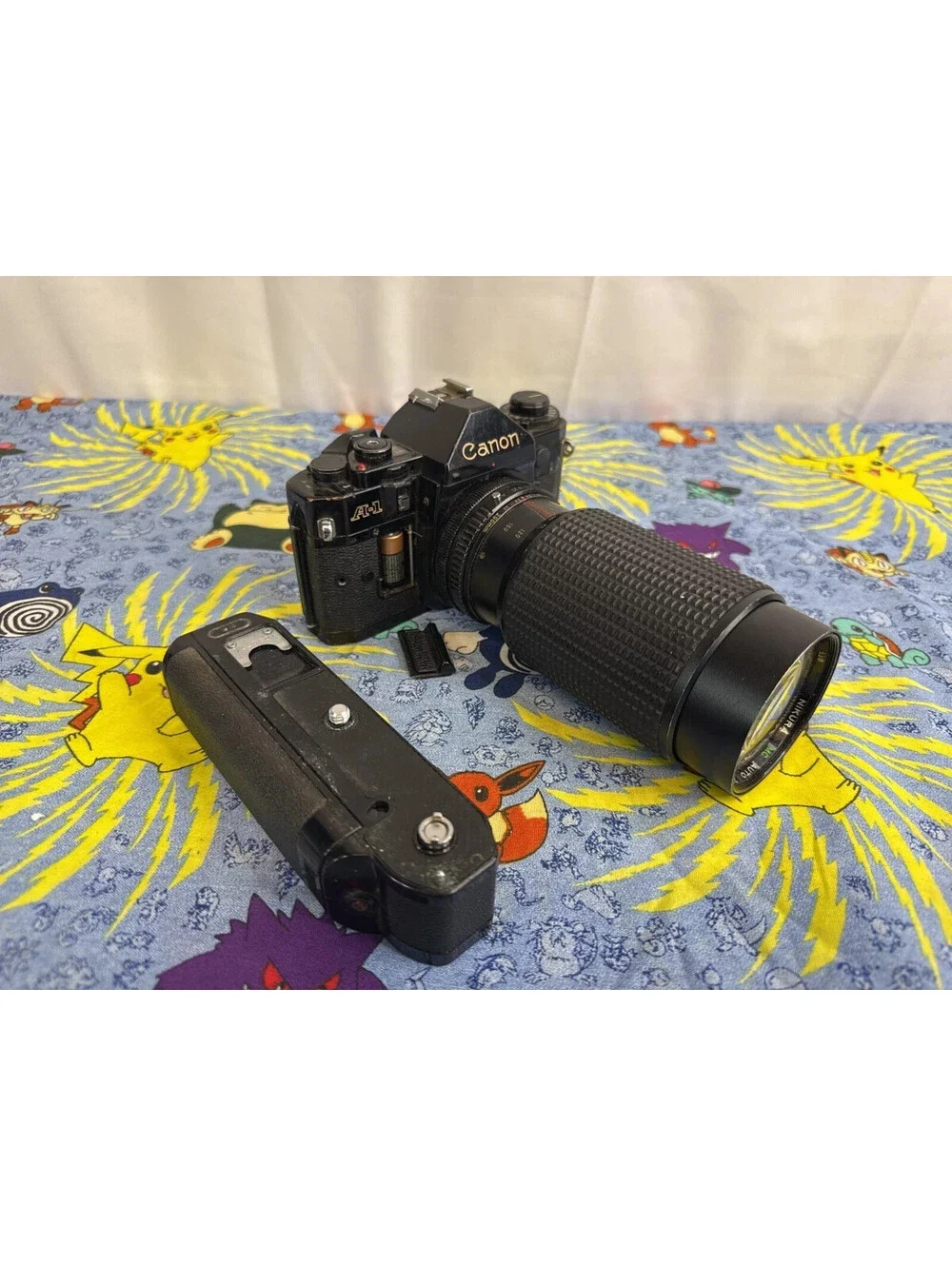 Canon A-1 Black 35mm SLR Film Camera Lens & Battery READ